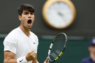 Alcaraz a passé l'épaule en trois sets mercredi KEYSTONE/EPA/TOLGA AKMEN